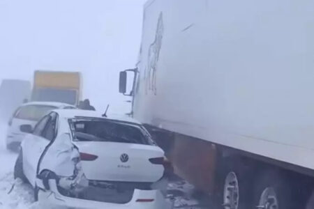 Астана-Қарағанды тас жолында 11 көлік соқтығысып қалды