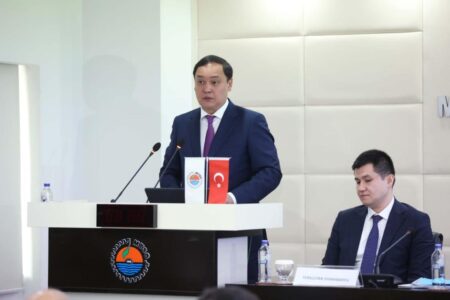 Ербол Қарашөкеев Түркияда өткен инвестициялық форумға қатысты