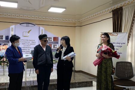 Жазушы Қамар Қарасаеваның «Ұшталған қалам» атты бенифис кеші өтті