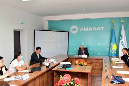 Пандустар мен баспалдақтардың стандарттық нормалары сақталмаған
